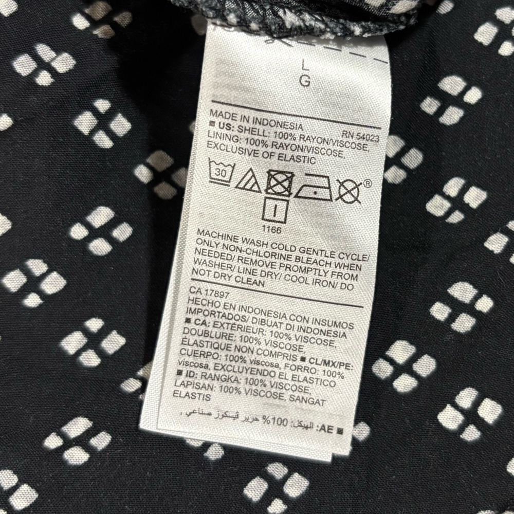 Old Navy Black Geometric Patterned Cami Dress - image 9
